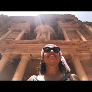 Meet your Posher, Sol